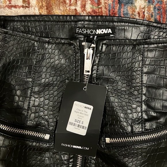NWT Fashion Nova Croc In The Night Mini Skirt - Black Size - Picture 7 of 7